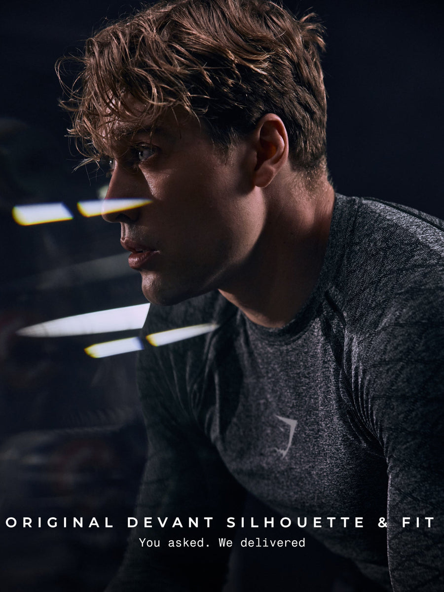 Gymshark Devant Seamless Long Sleeve T-Shirt — Black — 3