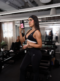 Gymshark Everyday Seamless Contrast Bra — Black — 4