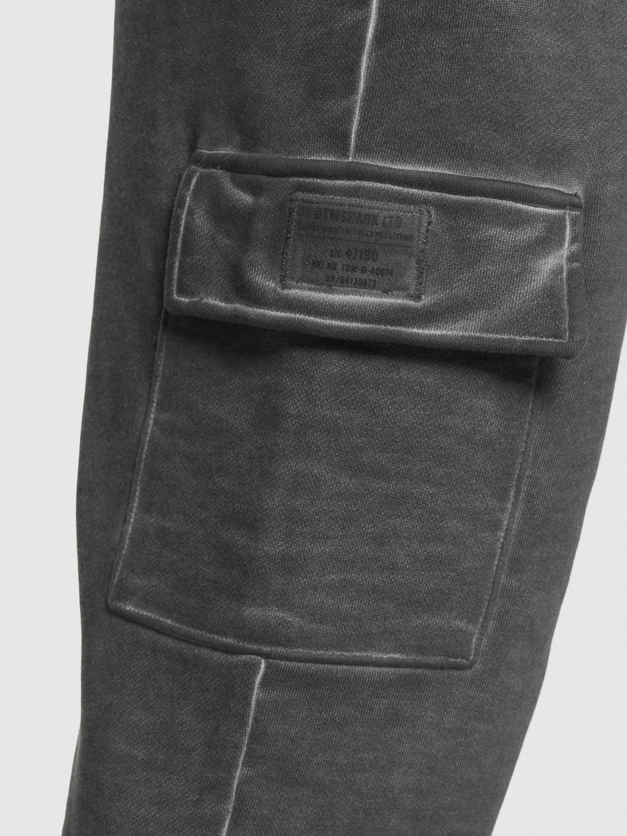 Gymshark Heavyweight Washed Cargo Joggers — Black/Solid Flat Oil Dye — 6
