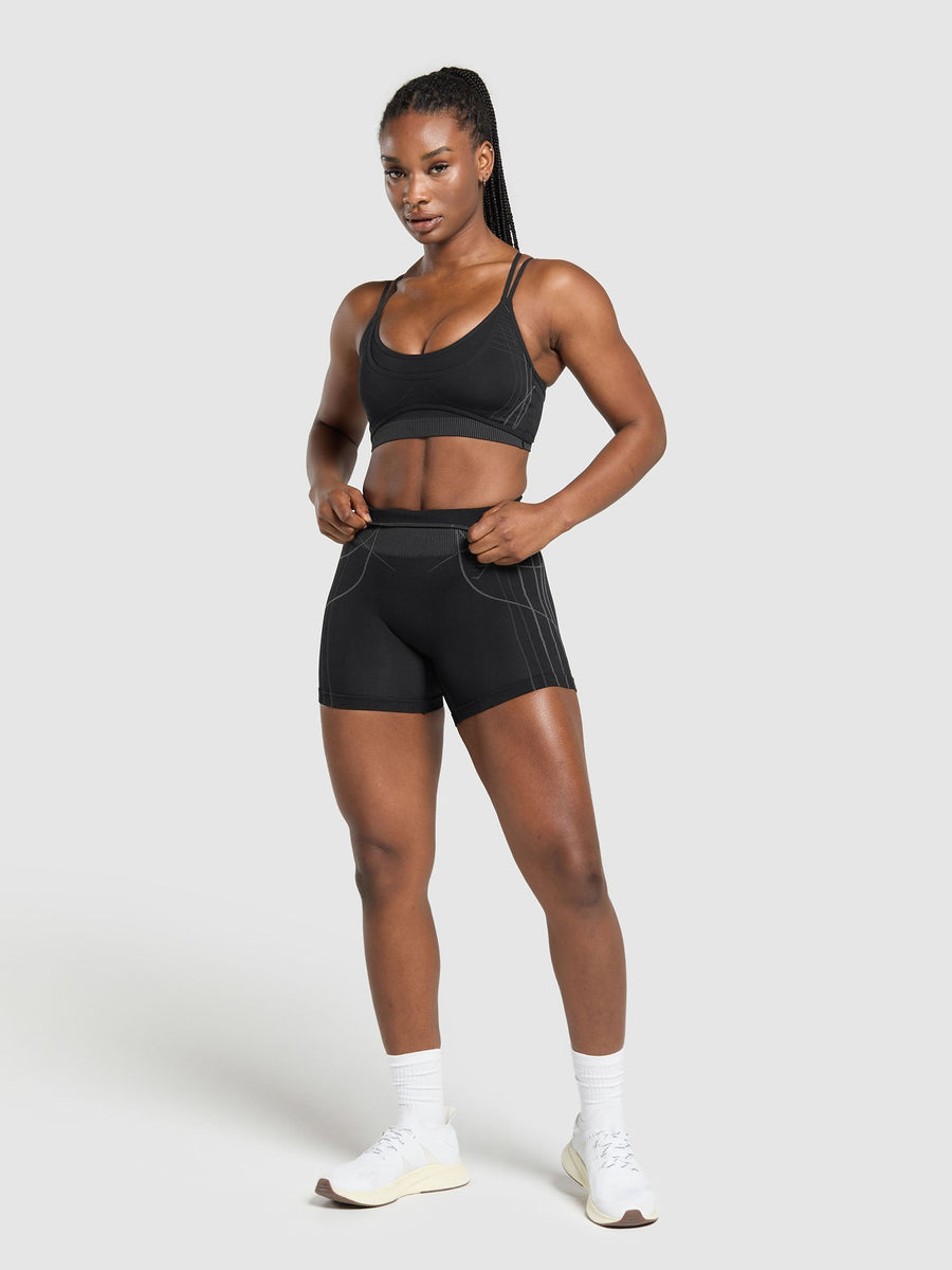 Gymshark Apex Seamless Strappy Sports Bra — Black/Graphite Grey — 3