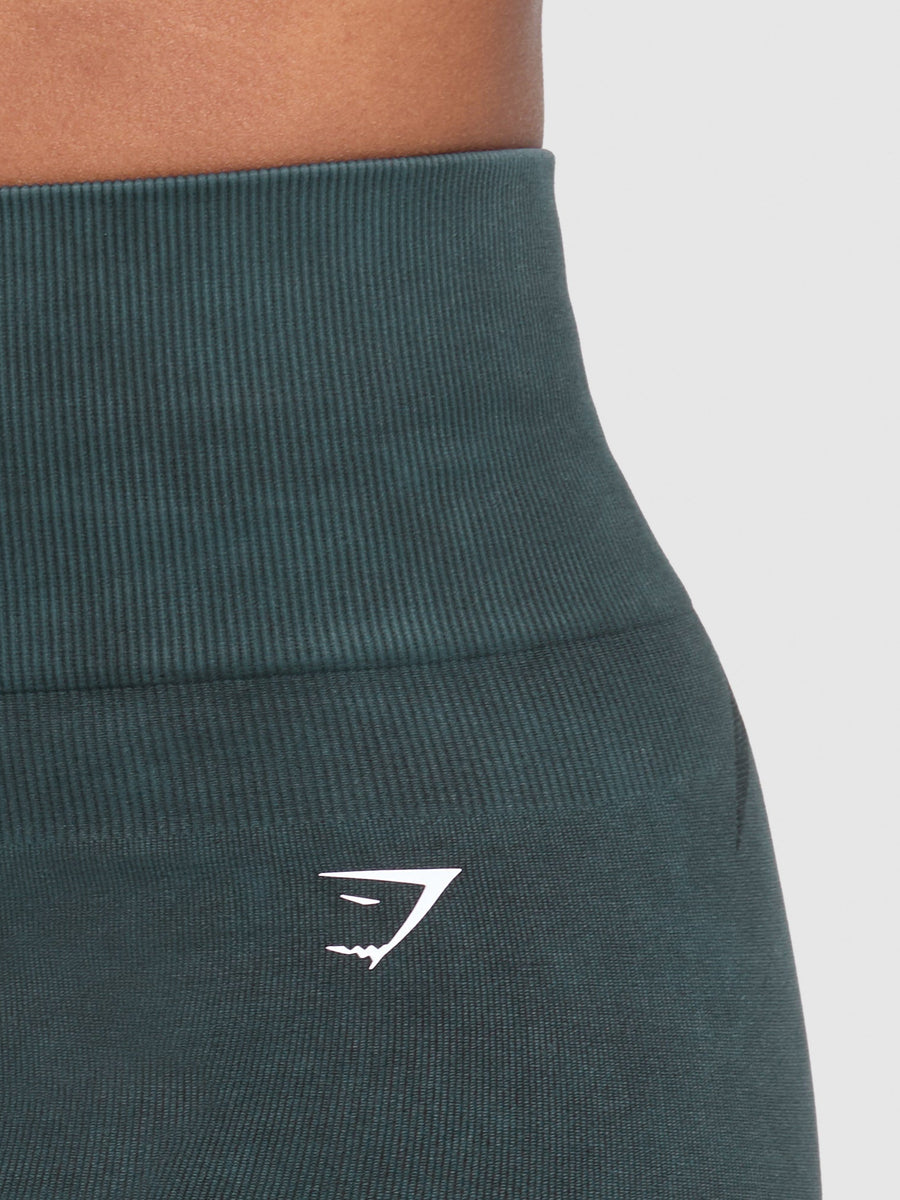 Gymshark Gains Seamless Washed Short — Black — 6