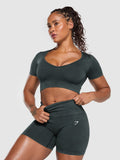Gymshark Gains Seamless Washed Crop Top — Black — 7