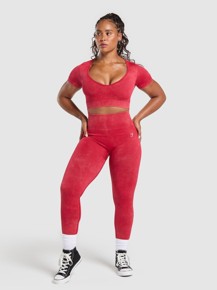 Gymshark Gains Seamless Washed Crop Top — Carmine Red/Wash — 4