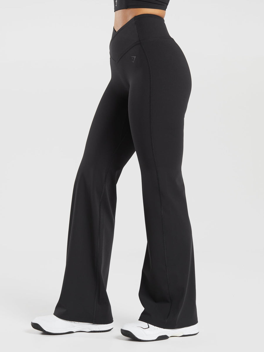 Gymshark Crossover Flared Regular Leggings — Black — 3