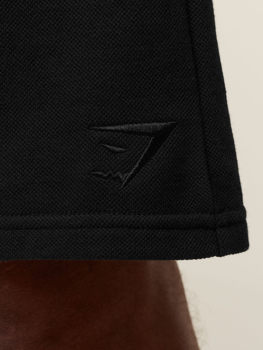 Gymshark Campus Crest Shorts — Black — 6