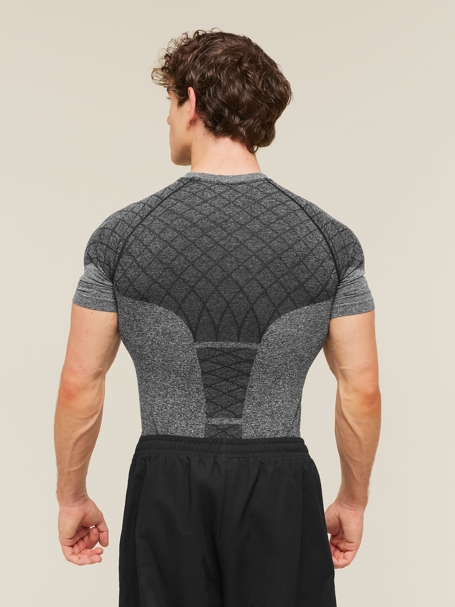 Gymshark Devant Seamless T-Shirt — Black — 2