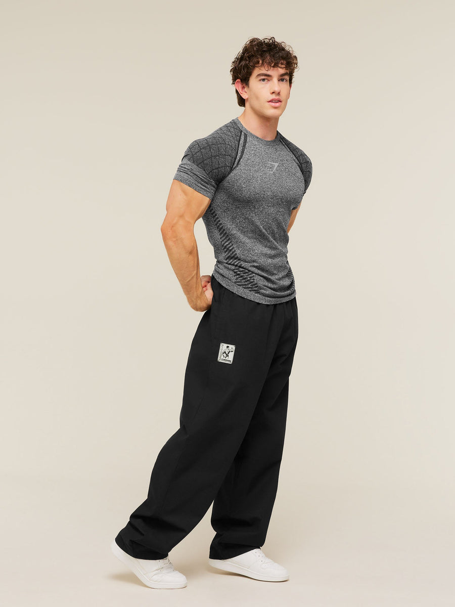 Gymshark Devant Seamless T-Shirt — Black — 4
