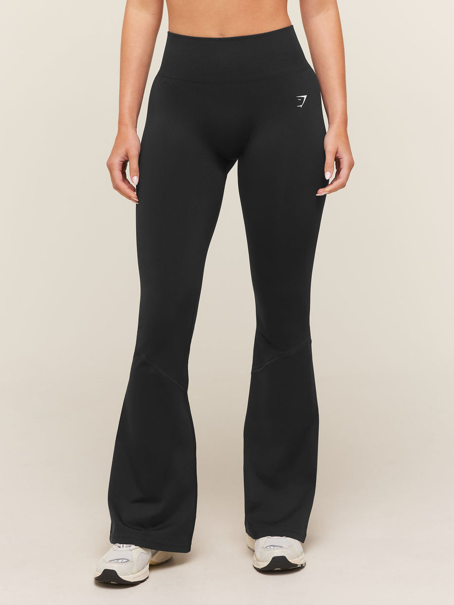 Gymshark Everyday Seamless Flared Leggings — Black — 1