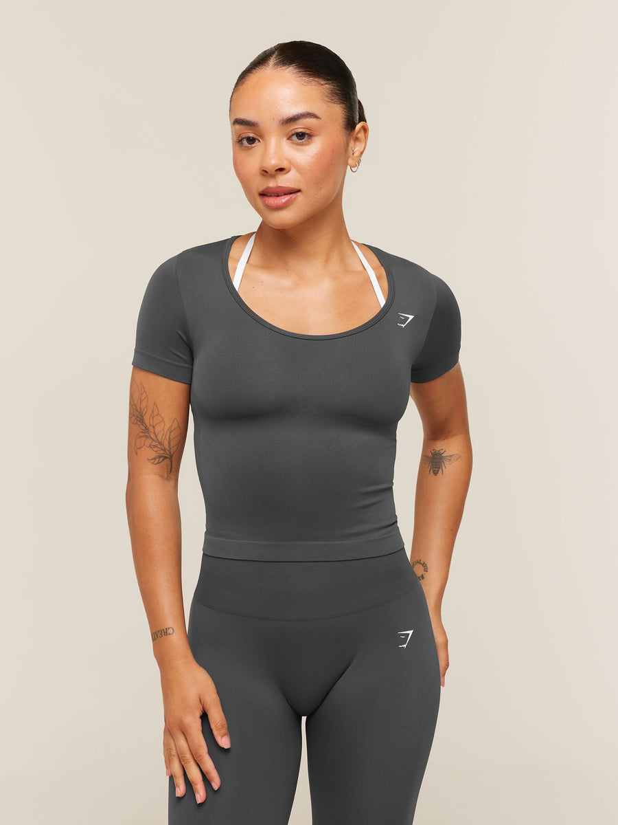 Gymshark Everyday Seamless Tight Fit Crew Neck Tee — Onyx Grey — 2