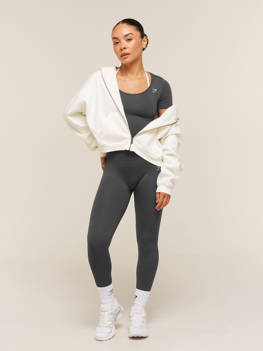 Gymshark Everyday Seamless Tight Fit Crew Neck Tee — Onyx Grey — 5