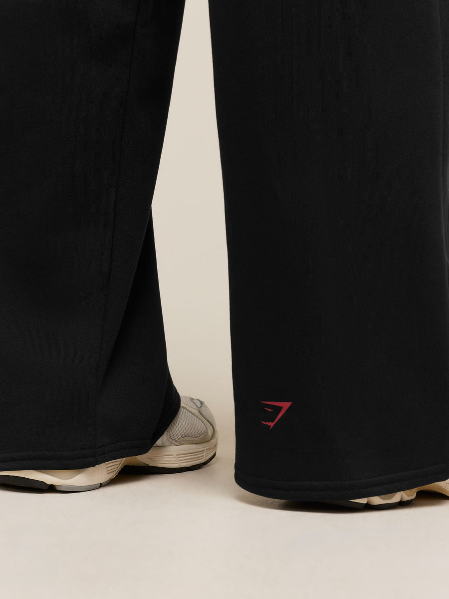 Gymshark Locked In Graphic Jogger — Black — 6