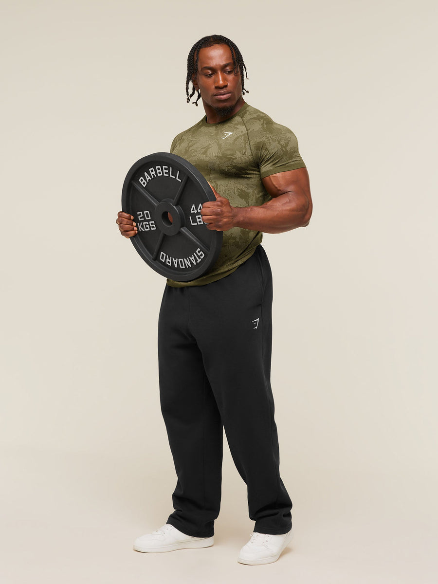 Gymshark Geo Seamless T-Shirt — Canvas Green/Chalk Beige — 6