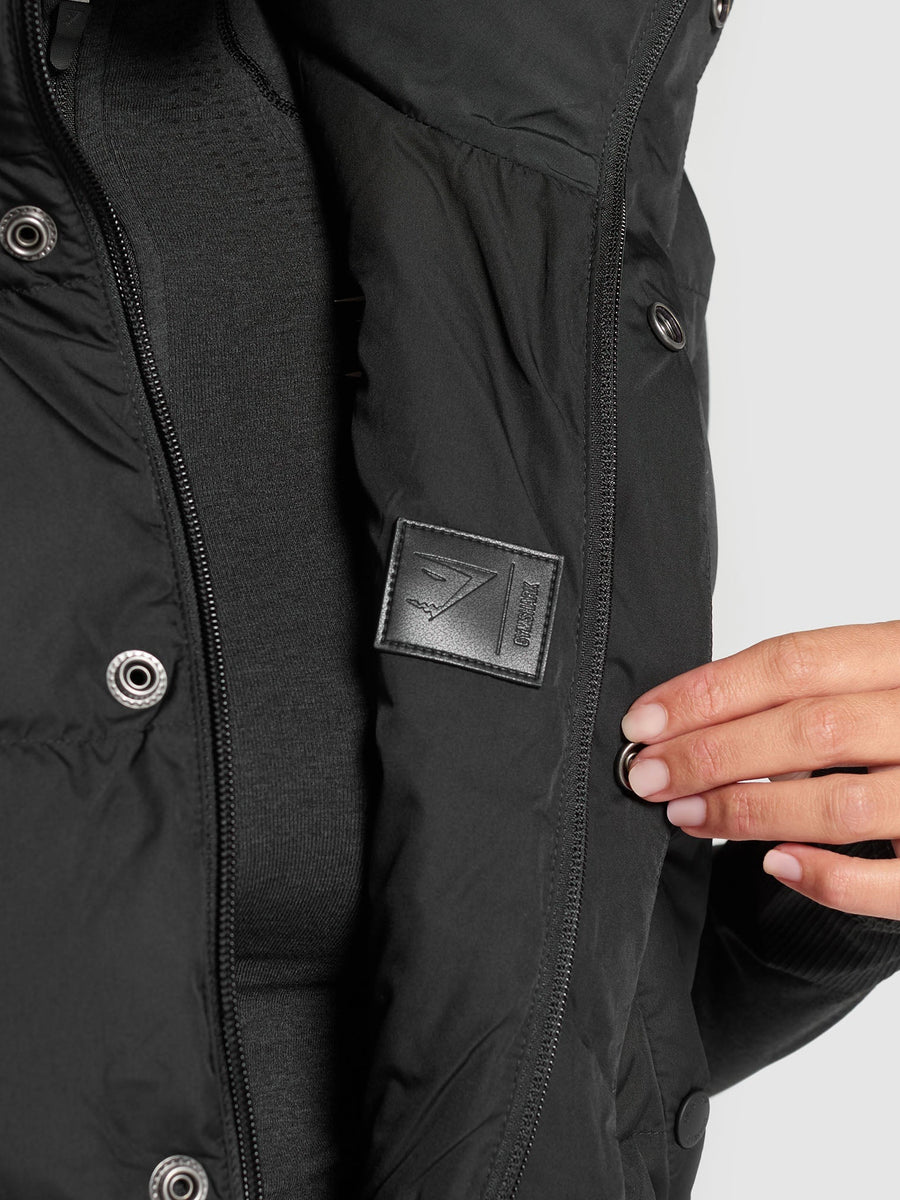 Gymshark Cropped Midi Gilet — Black — 7