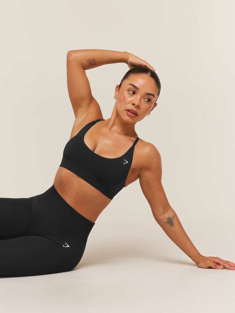 Gymshark Everyday Seamless Racerback Sports Bra — Black — 5
