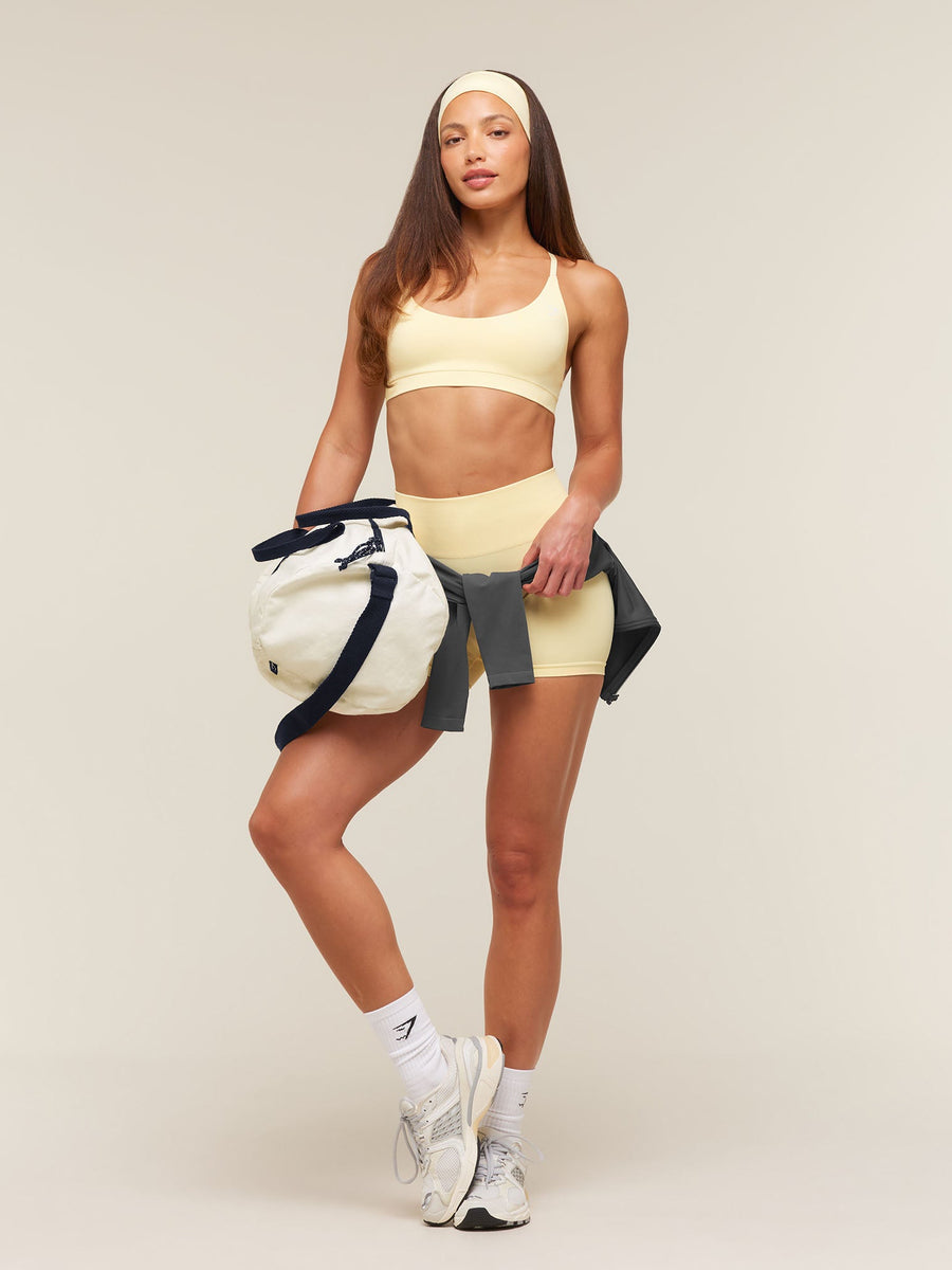 Gymshark Everyday Seamless Racerback Sports Bra — Butter Yellow — 6