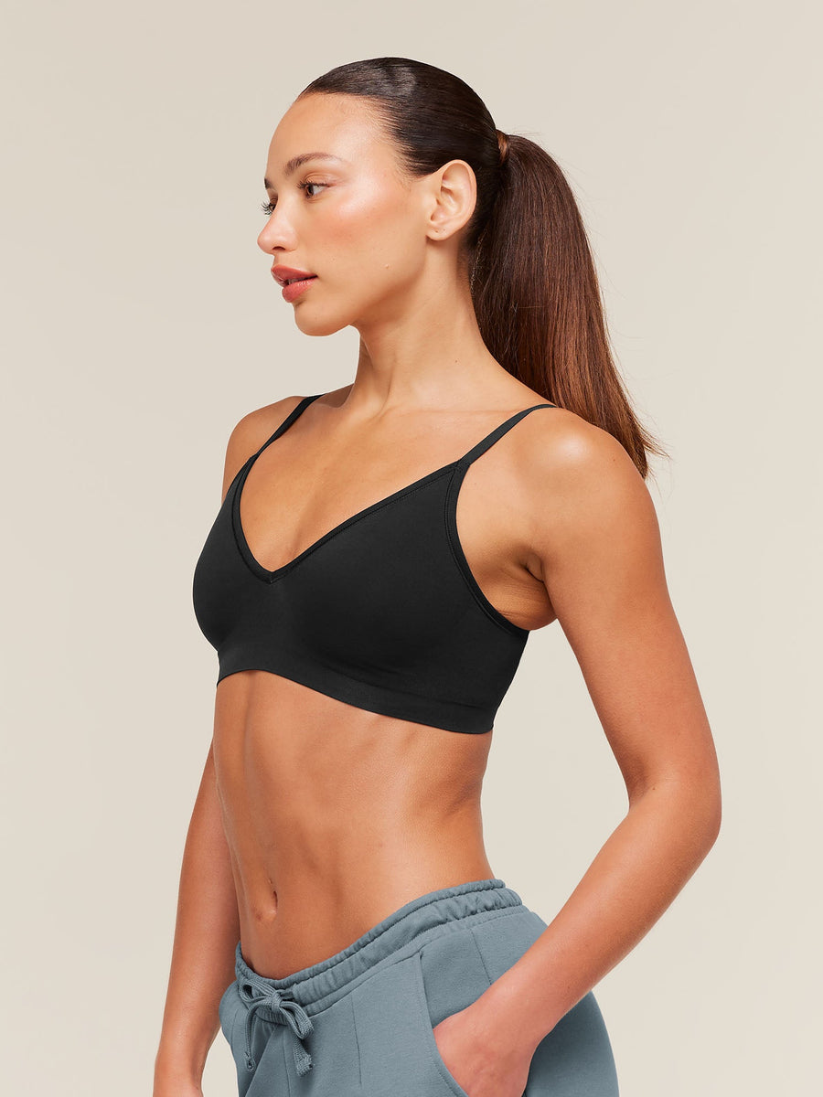 Gymshark FeatherForm™ V-Neck Bralette — Black — 3