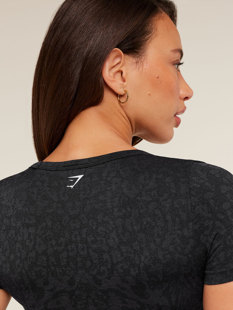 Gymshark Adapt Animal X Whitney Short Sleeve Top — Black /  Asphalt Grey — 7