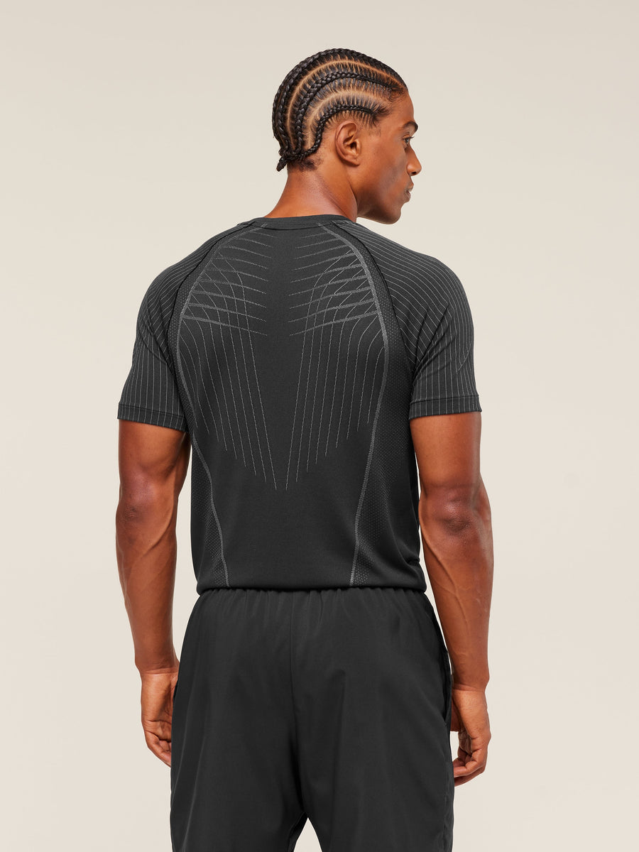 Gymshark Apex Seamless T-Shirt — Black/Dark Grey — 2
