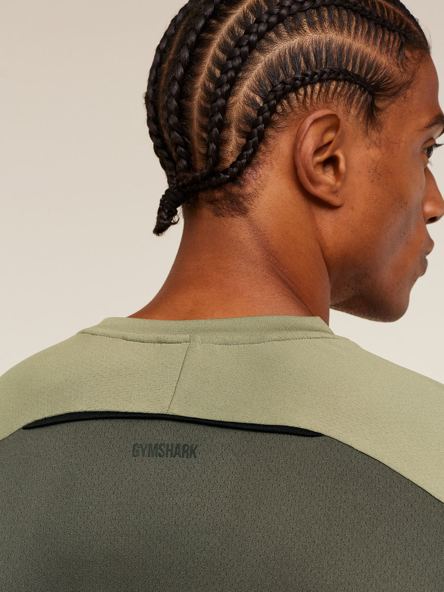 Gymshark Arrival Contrast T-Shirt — Grounded Green /  Strength Green — 7