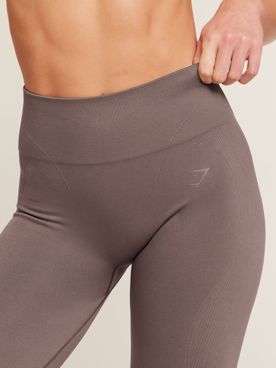 Gymshark Poise Seamless Leggings — Cool Brown — 6
