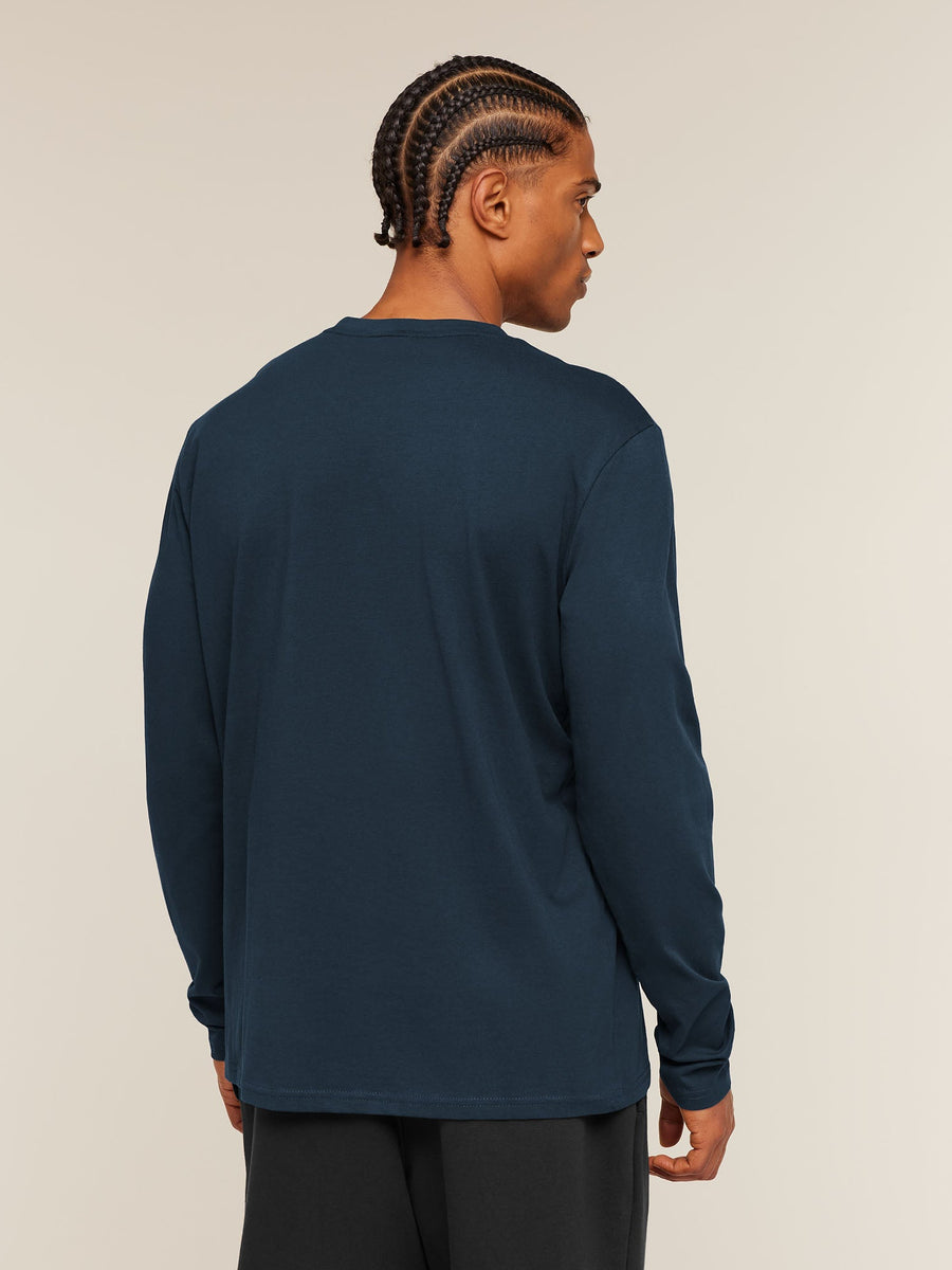Gymshark Crest Long Sleeve T-Shirt — Navy — 2