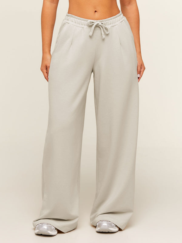 Gymshark Lightweight Wide Leg Pant Short — Pebble Grey