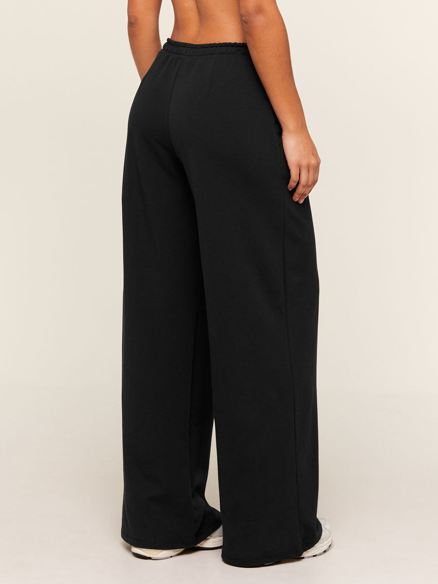 Gymshark Lightweight Wide Leg Pant Tall — Black — 3