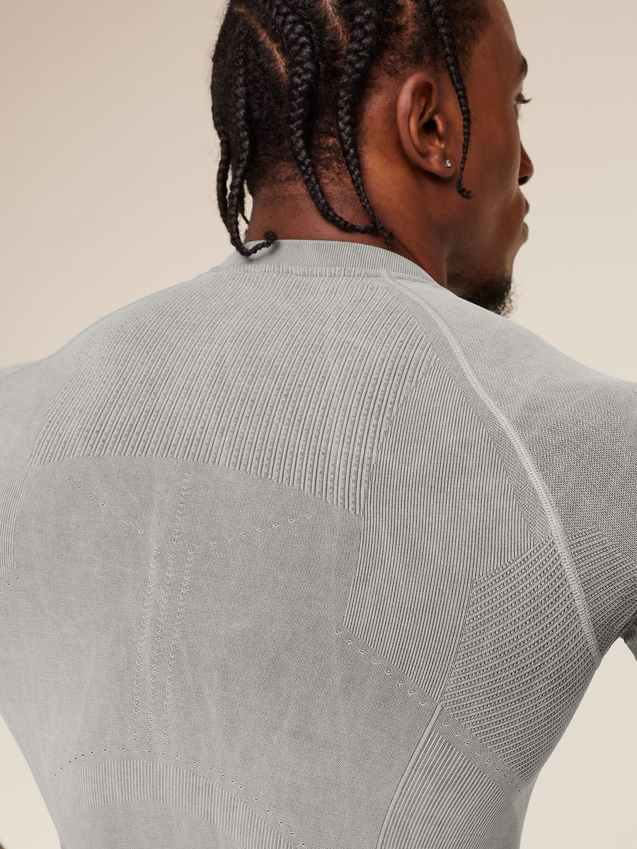 Gymshark Charge T-Shirt — Black/Wash — 6