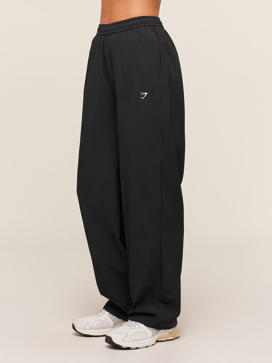 Gymshark Training Everyday Woven Straight Leg Pants — Black — 6