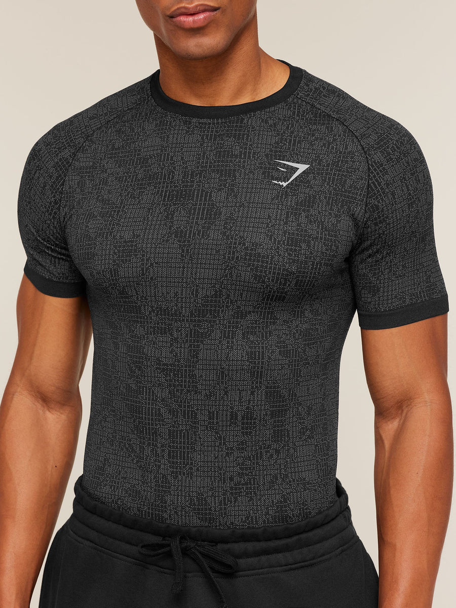 Gymshark Geo Seamless Grid T-Shirt — Black/Smokey Grey — 5