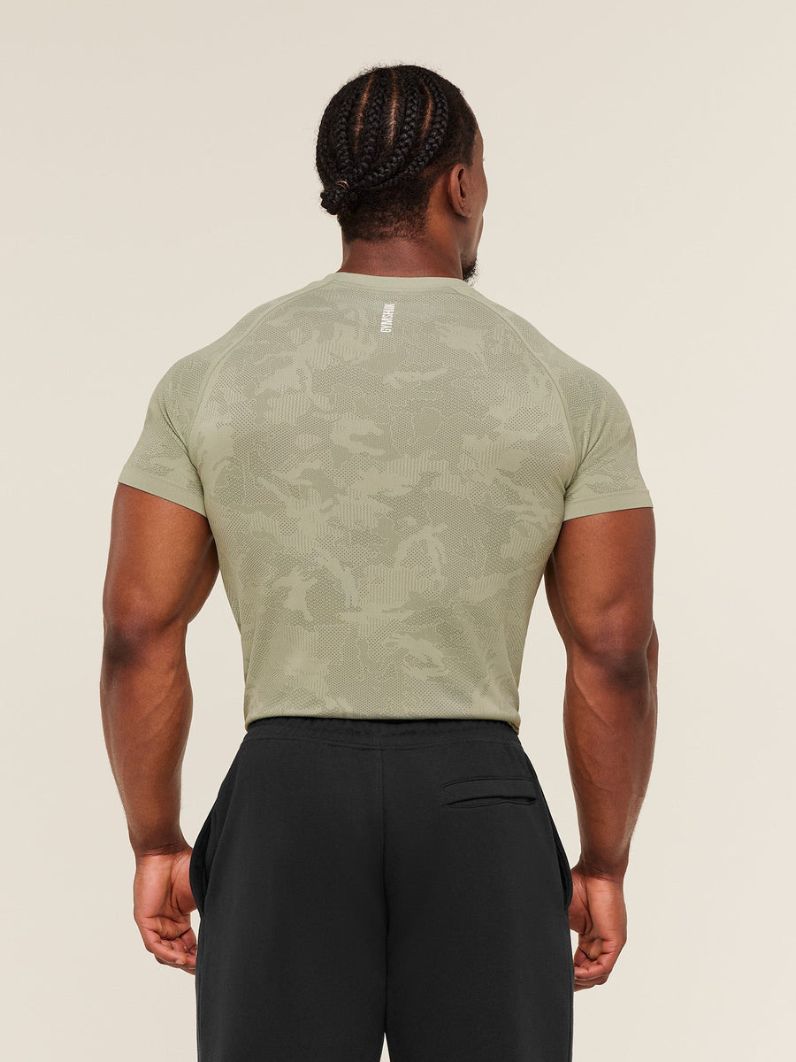 Gymshark Geo Seamless T-Shirt — Haze Green/Unit Green — 2