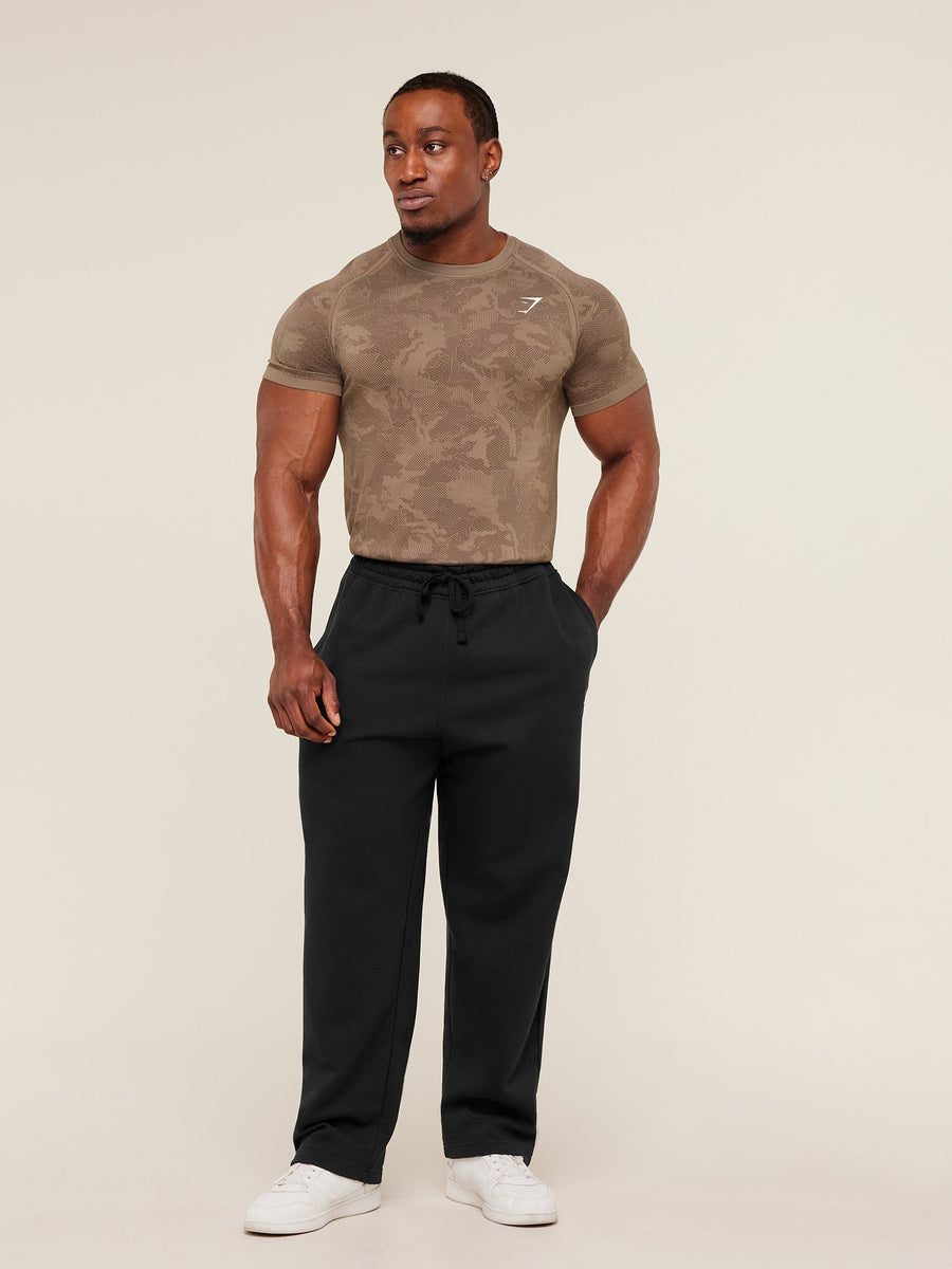 Gymshark Geo Seamless T-Shirt — Lifestyle Brown/Archive Brown — 7