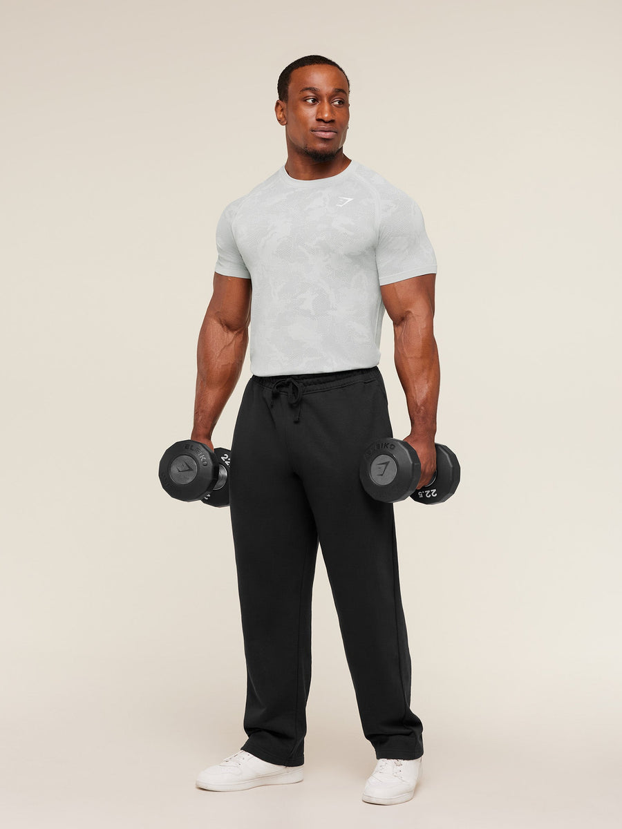 Gymshark Geo Seamless T-Shirt — Light Grey/Smokey Grey — 7
