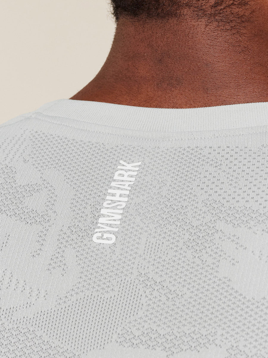 Gymshark Geo Seamless T-Shirt — Light Grey/Smokey Grey — 5