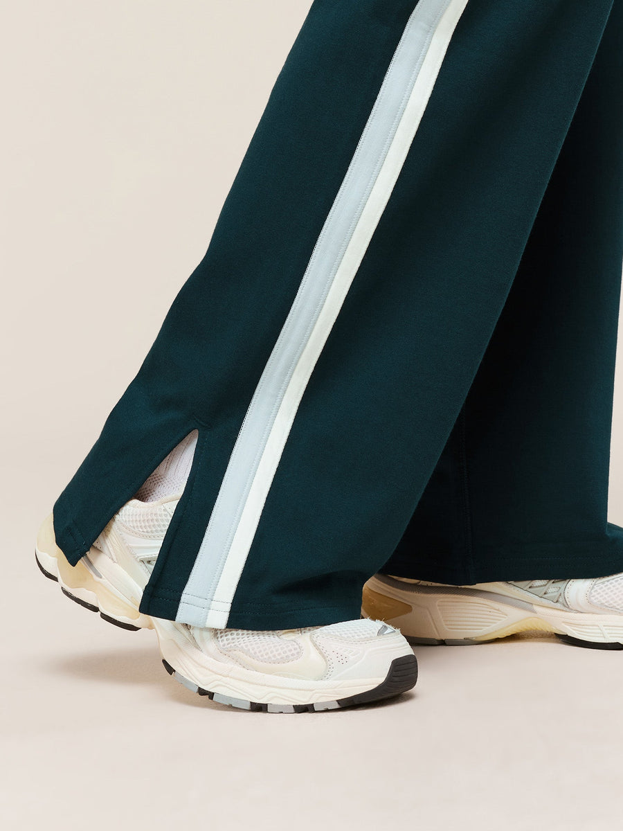 Gymshark Piping Wide Leg Pants — Deep Petrol Blue/Smoke Blue/Soft White — 6
