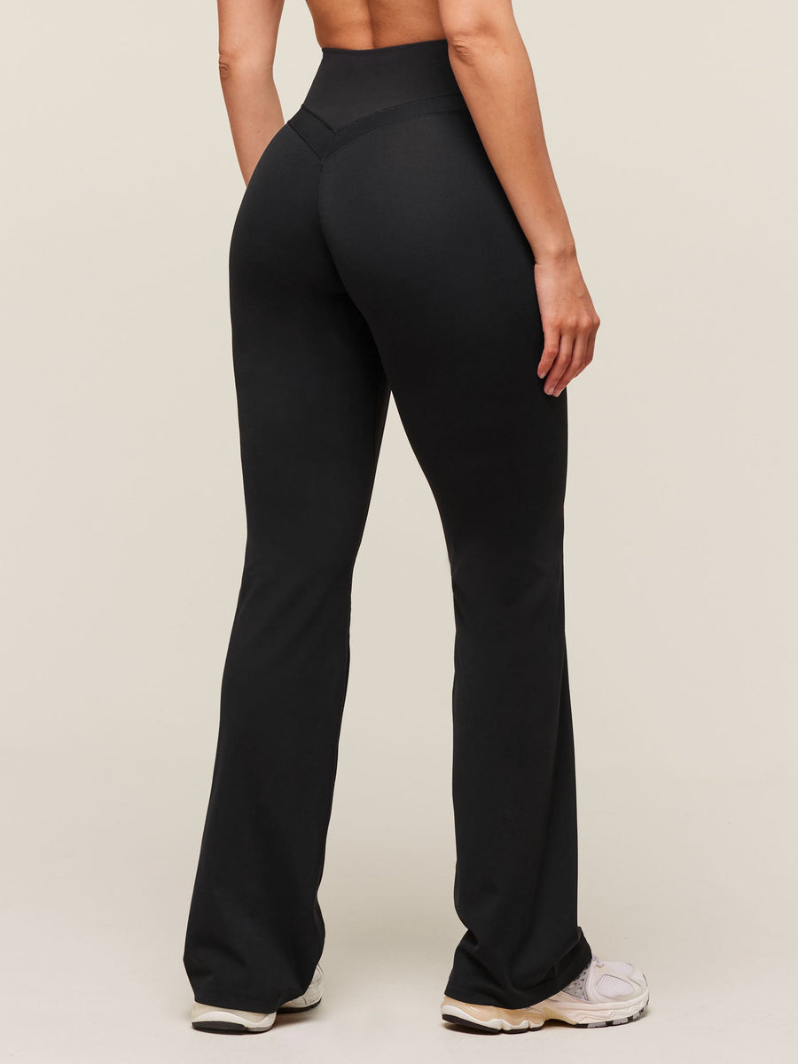 Gymshark Whitney Regular Flared Legging — Black — 2