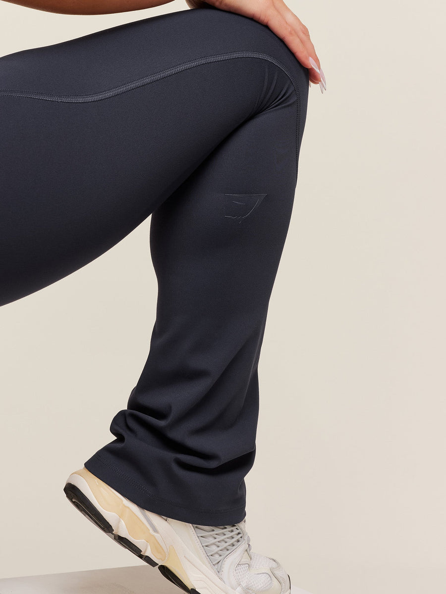 Gymshark Lifting Dipped Waistband Flared Leggings — Heavy Blue — 6