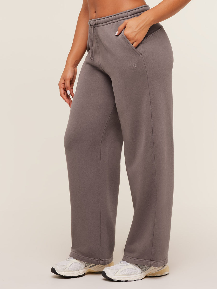 Gymshark Pump Straight Leg Pants — GS Cool Brown/WASH — 4