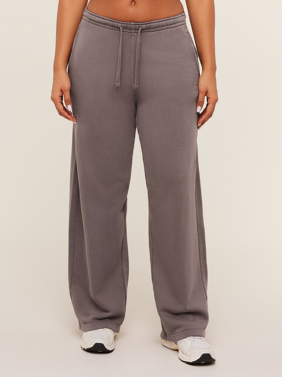 Gymshark Pump Straight Leg Pants — GS Cool Brown/WASH — 1