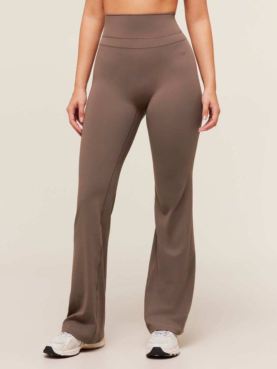 Gymshark Whitney Regular Flared Legging — Soft Brown — 1