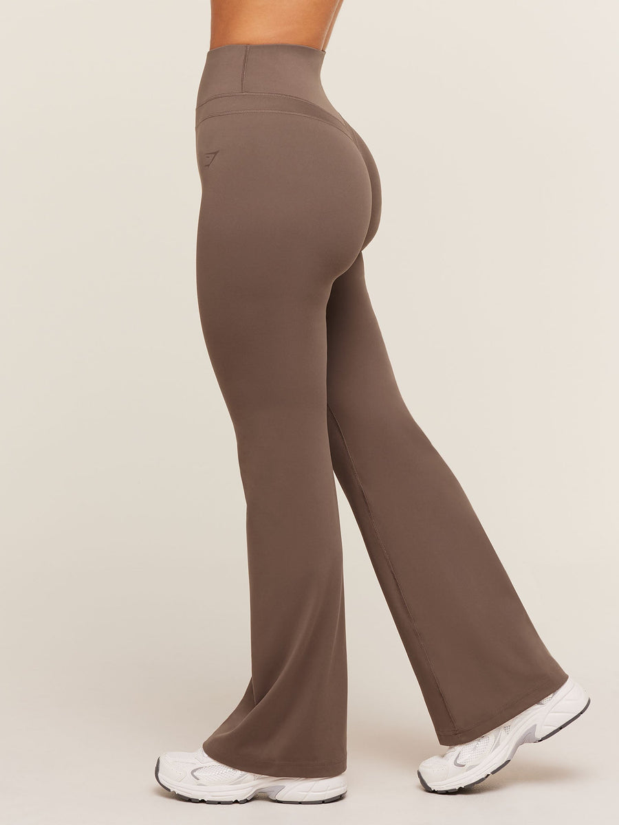 Gymshark Whitney Short Flared Legging — Soft Brown — 3